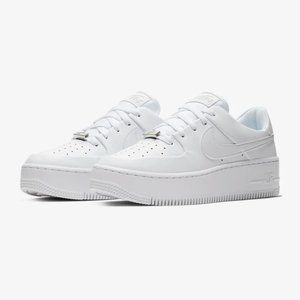 Nike Air Force 1 Sage Low Womens Sneaker